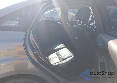 2013 Ford Focus Se z USA, uszkodzony, nr VIN 1FADP3F21DL252468